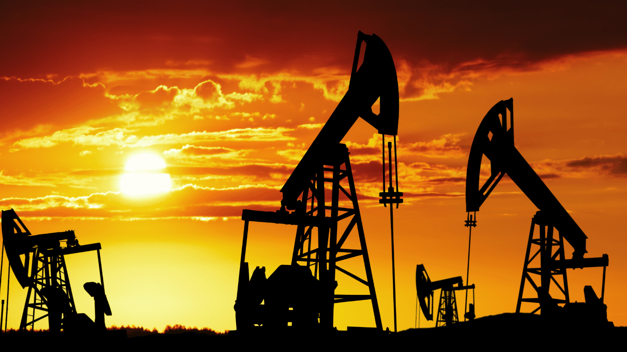 ارتفاع أسعار النفط بعد حديث ترمب عن تحرك "أسطول حربي" باتجاه إيران