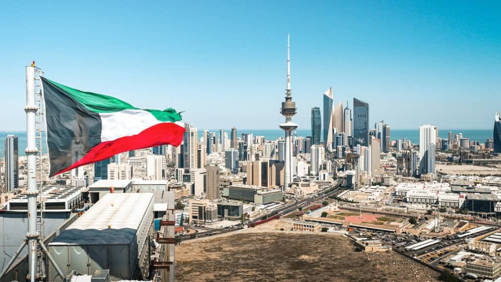 بقرار "قوة العمل الكاملة".. الكويت تنهي الإجراءات الاحترازية وتستأنف الحياة الطبيعية