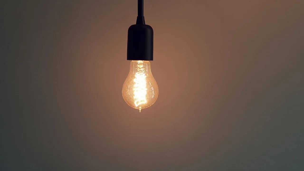 فصل مبرمج للتيار الكهربائي عن مناطق في الأردن الاثنين