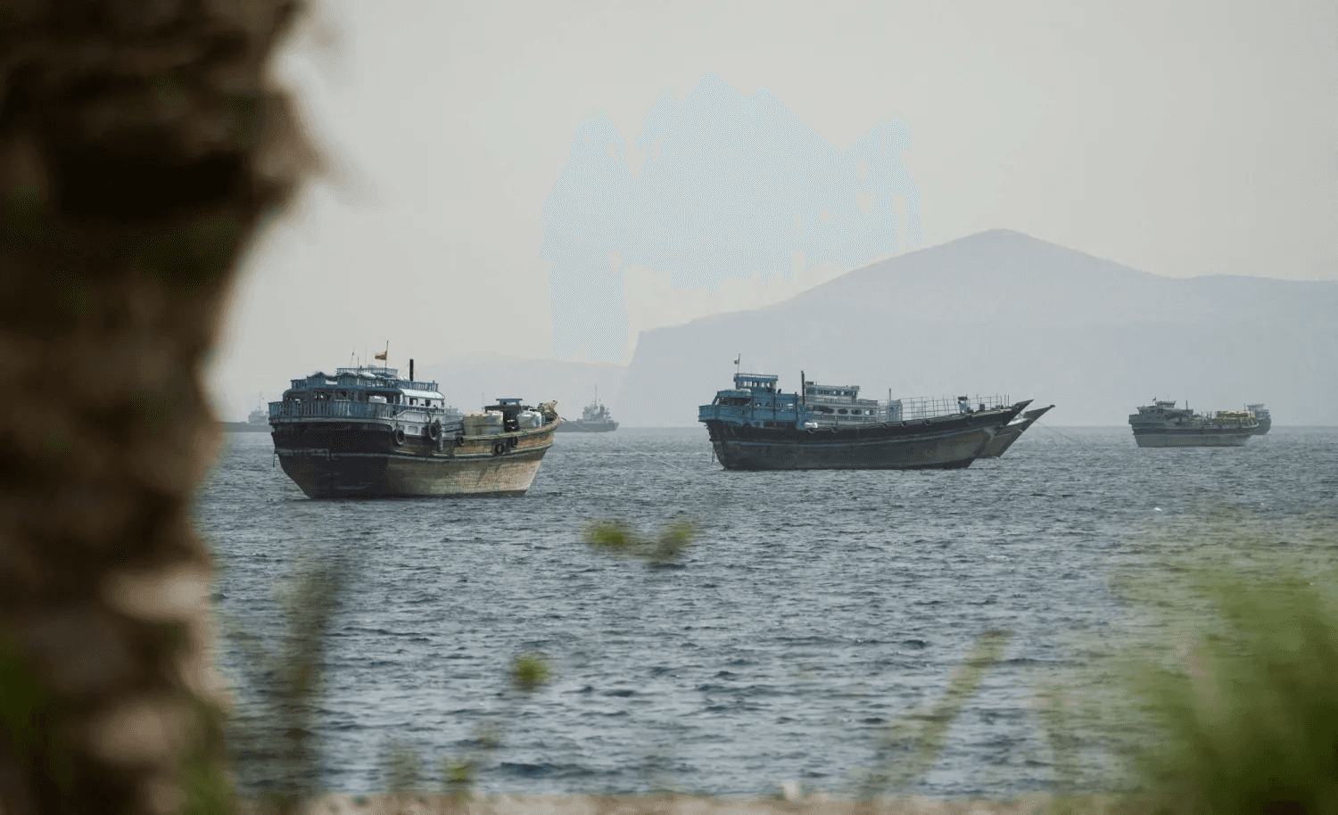 بيانات ملاحية تكشف هبوط حاد في حركة الملاحة عبر مضيق هرمز