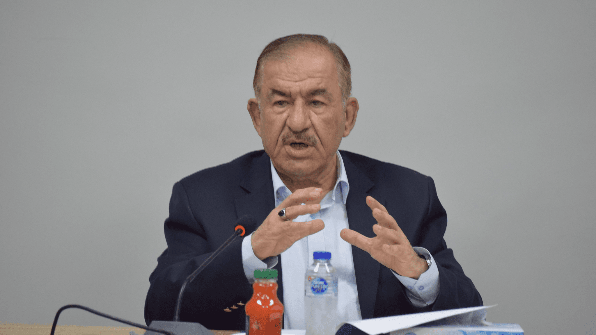 وفاة وزير الداخلية الأسبق مازن الساكت