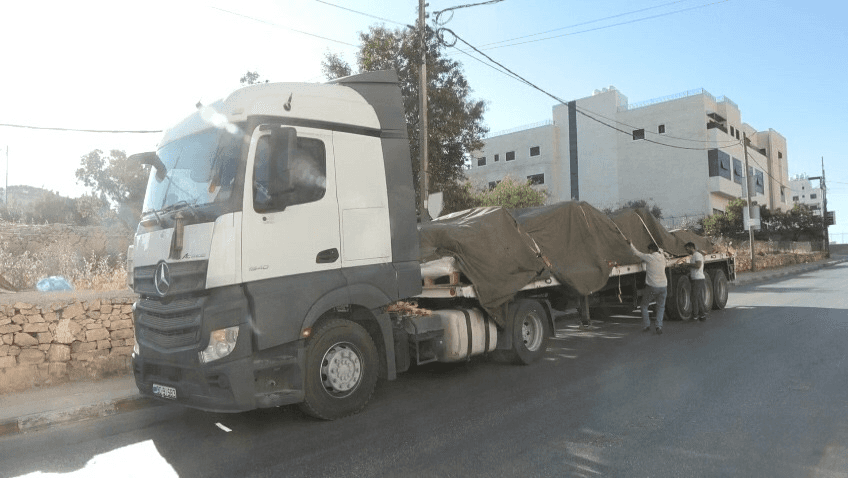 القوات المسلحة ترسل مواد تزويد طبية ولوجستية إلى المحطتين الجراحيتين في الضفة الغربية
