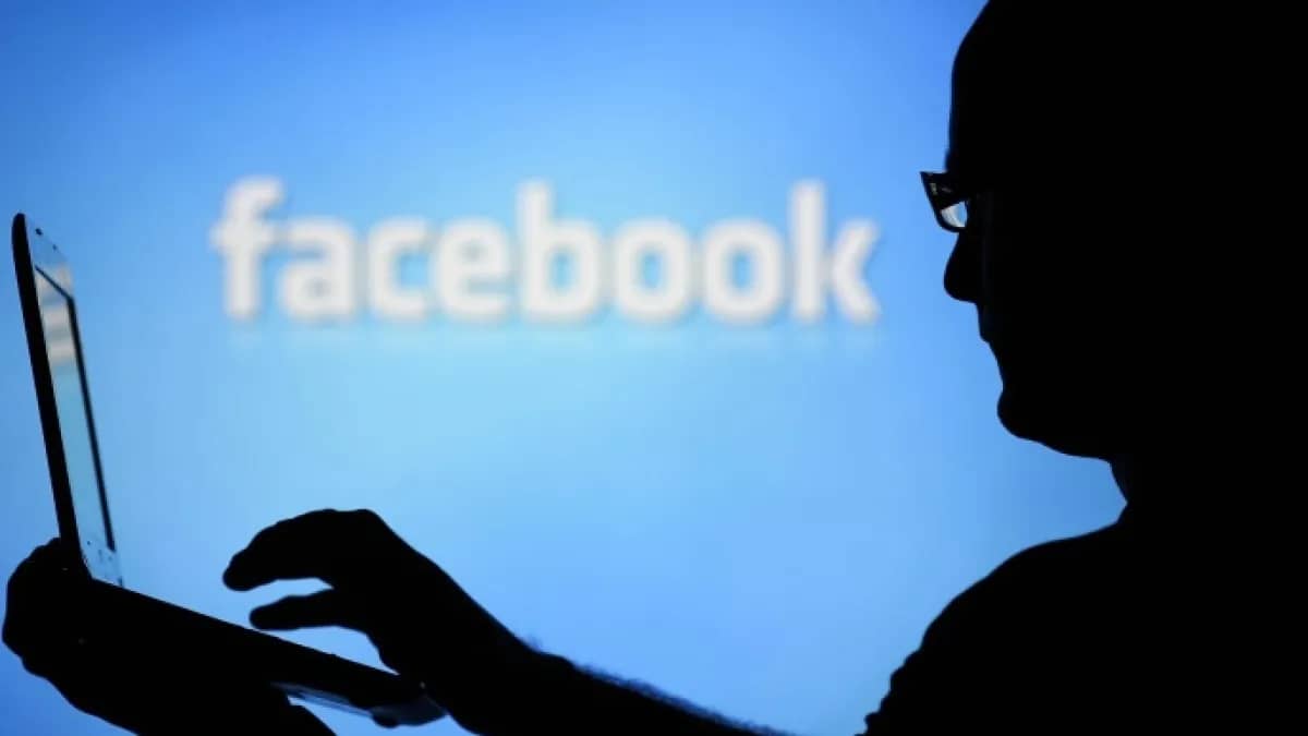 مبادرة كجتمعية في الجزائر لوقف ""محاكم الفيسبوك"