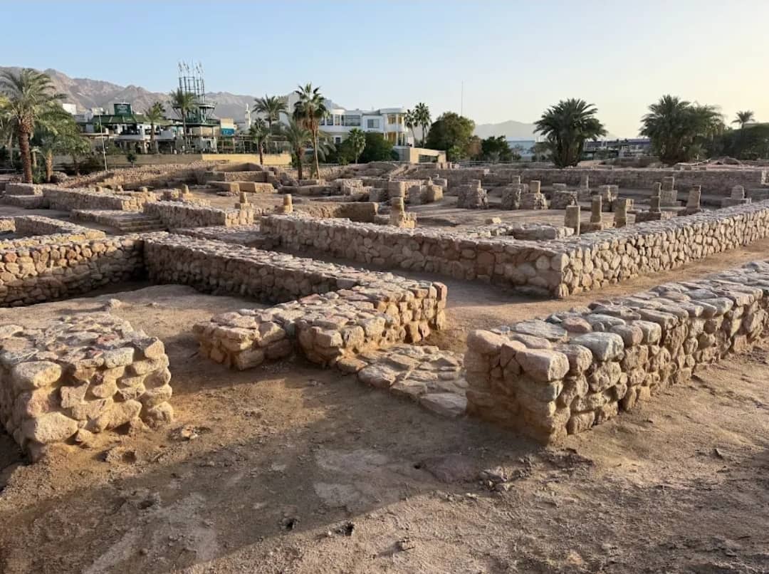 "سلطة العقبة" تبحث تطوير خدمات وتمكين "ذوي الإعاقة"