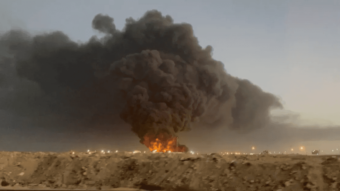 الخارجية الأمريكية تحذر رعاياها من احتمال تصعيد الصراع بين السعودية والحوثيين