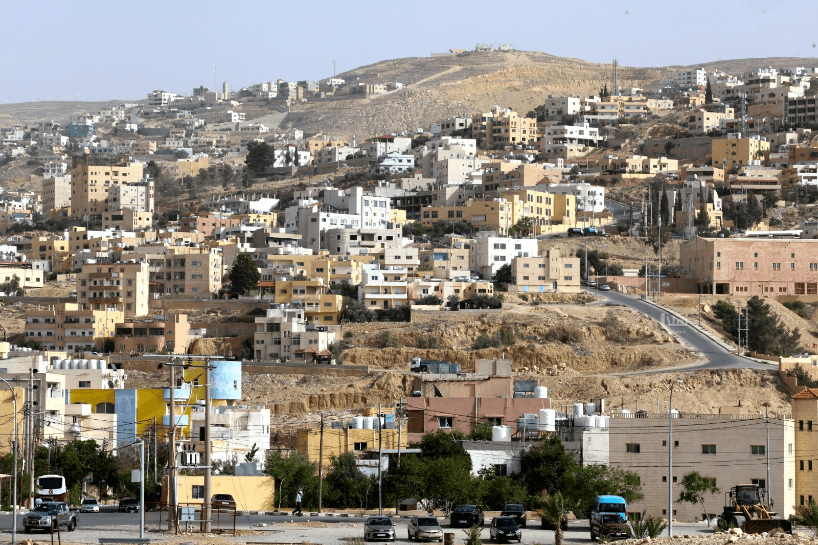 طقس صيفي عادي نهاية الأسبوع في الأردن