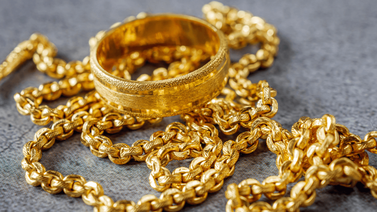 بمقدار دينارين.. انخفاض أسعار الذهب في الأردن الخميس