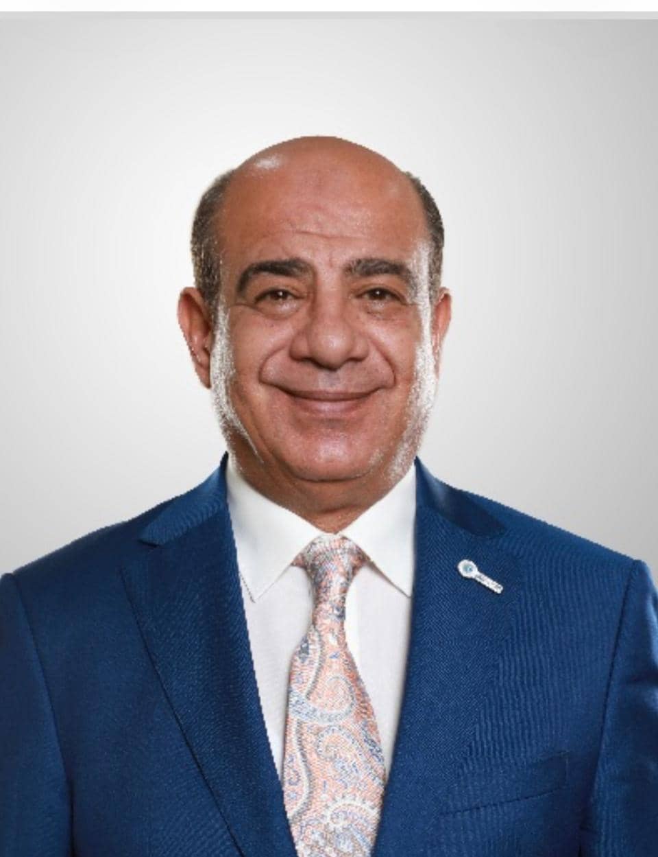 حاتم البشير يفوز بـ4 مقاعد في مجلس إدارة شركة فينكس