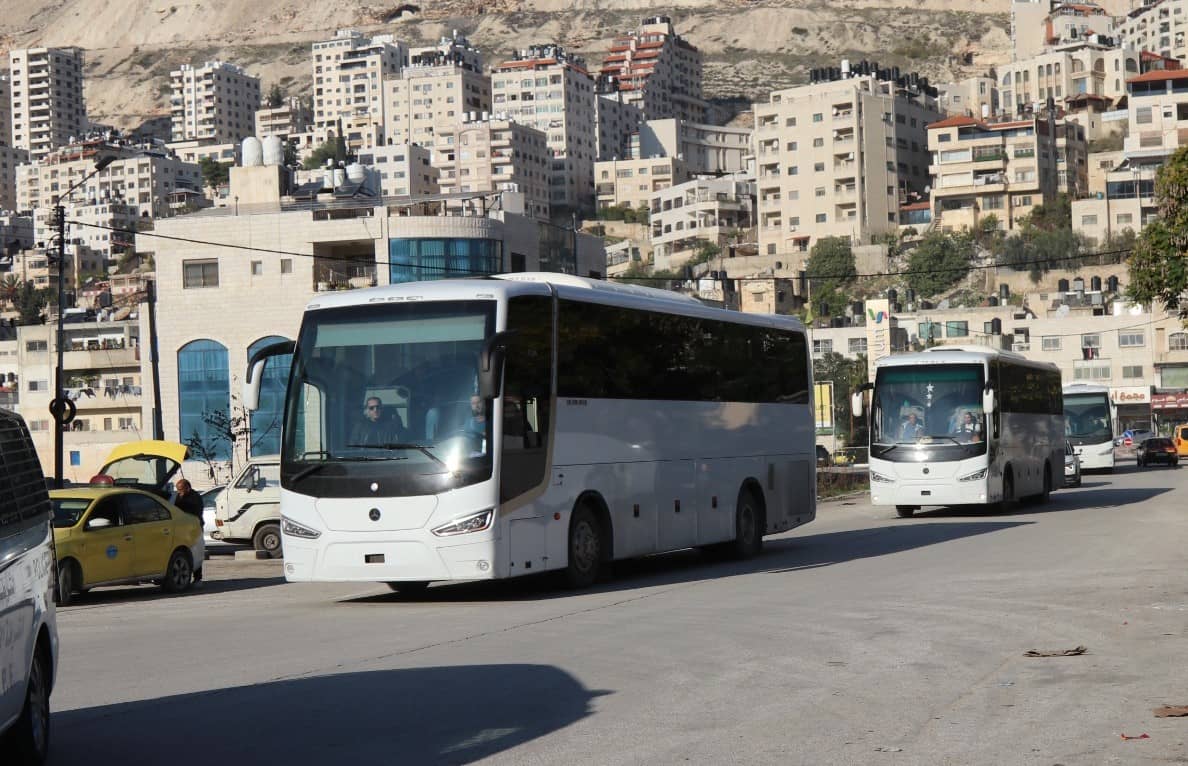 وصول طواقم المستشفى الميداني الأردني "نابلس"