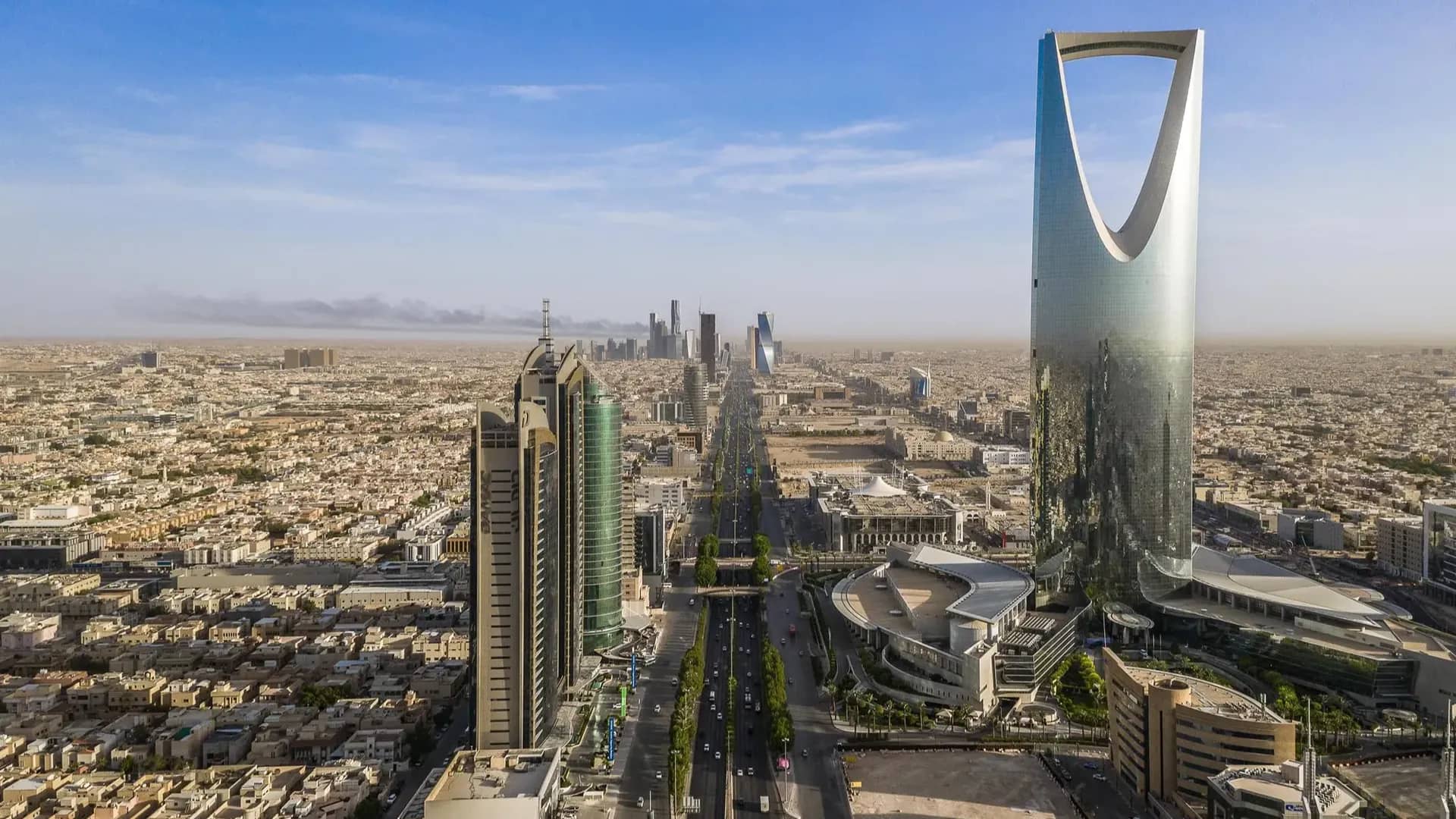أ ف ب: سماع دوي انفجارات بالعاصمة السعودية الرياض