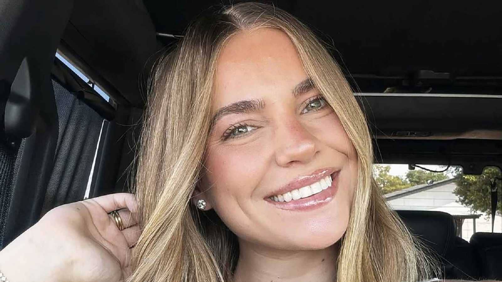 إيميلي كايزر تتحدث للمرة الأولى بعد وفاة ابنها غرقًا