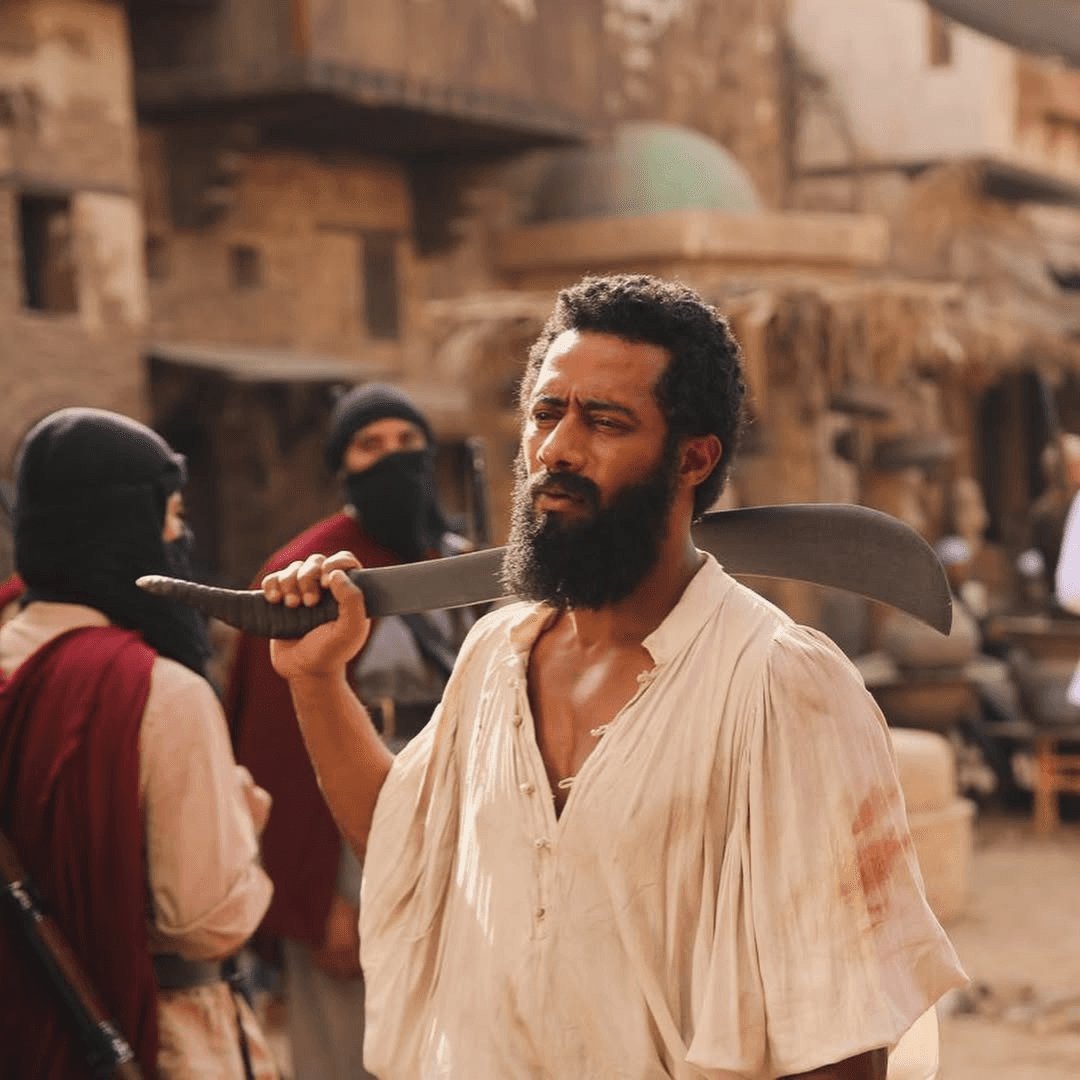 محمد رمضان يطالب باعتذار رسمي بعد منع شباب يرتدون "الجلابية" من دخول السينما