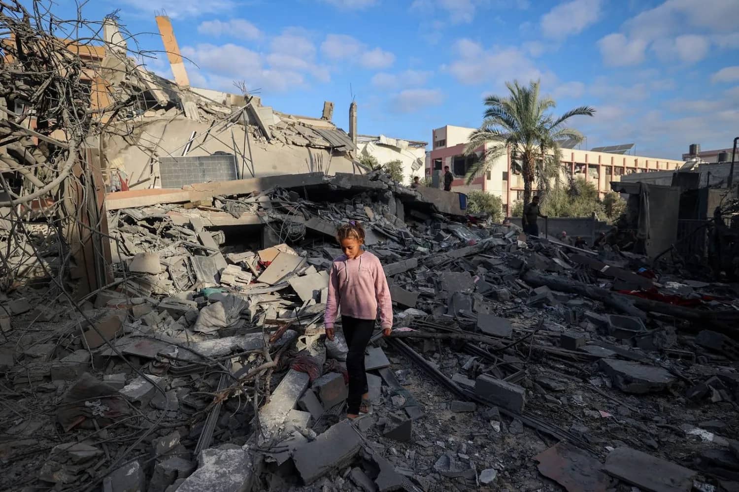 مصر تدرّب قوة شرطية فلسطينية للمشاركة في حفظ الأمن بغزة