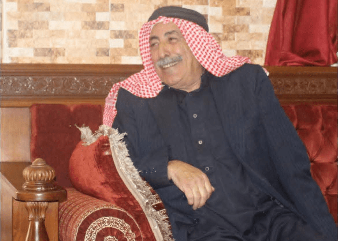 زكريا الشمري يعزي بوفاة الحاج عقلة الزريقات