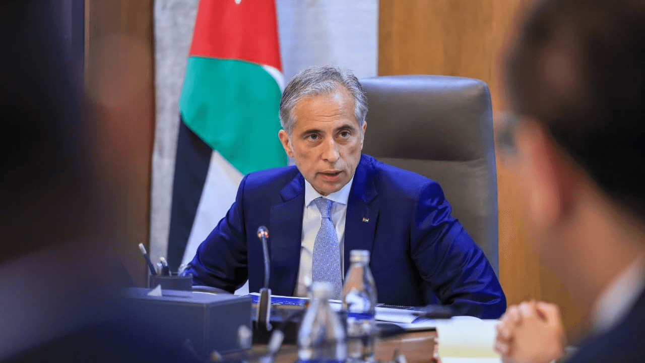 رئيس الوزراء يترأس اجتماعا مهما.. تفاصيل