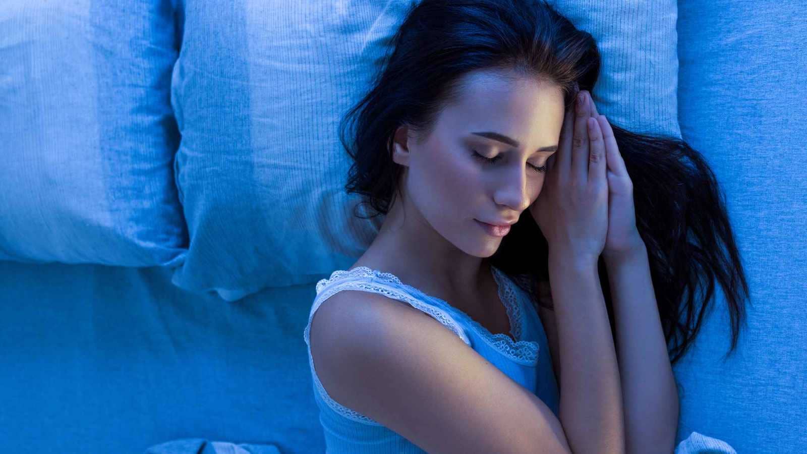 تغييرات بسيطة في روتينك الليلي تُحسّن جودة النوم