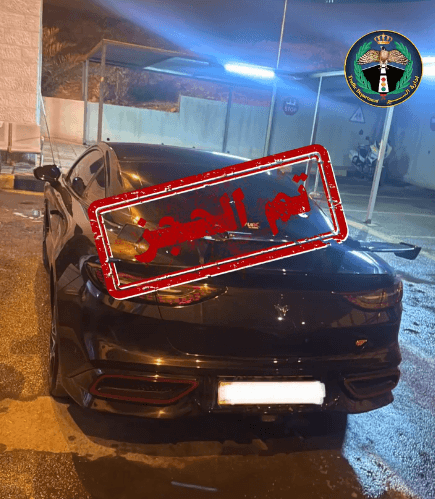 السير تضبط سائقاً متهوراً وتحجز مركبته شهرين.. فيديو