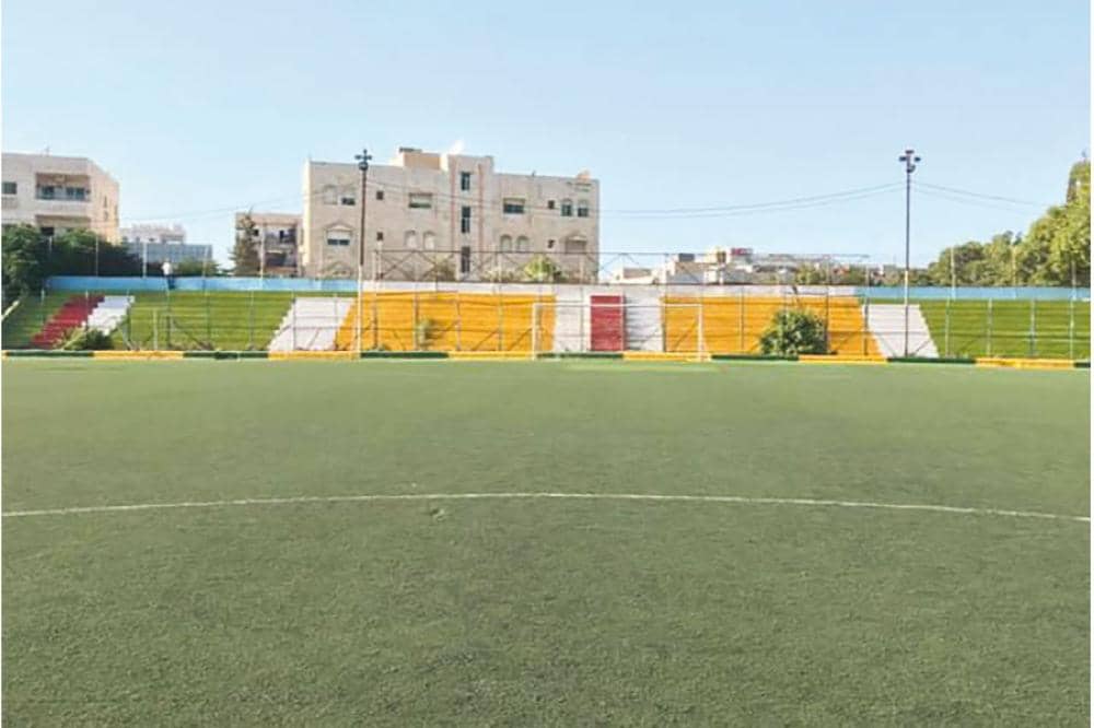 تخصيص 400 ألف دينار لصيانة أرضية الملعب البلدي في إربد