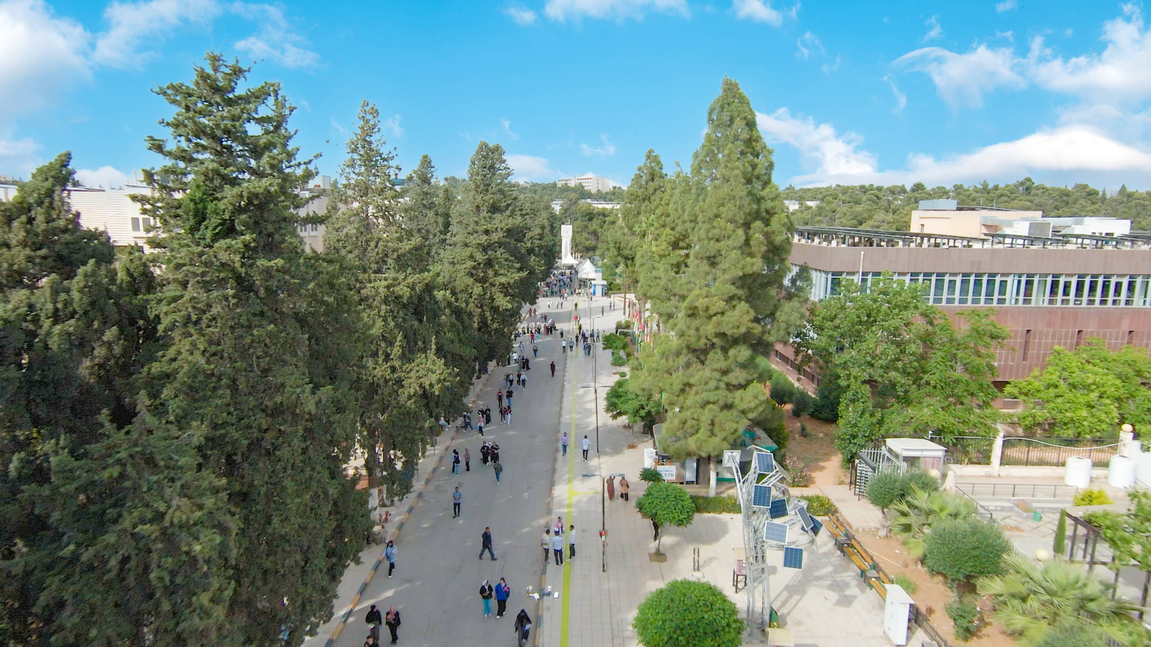 الحكومة تخصص 10 ملايين لتغطية رسوم ‏المتقدمين للحصول على المنح أو القروض الجامعية