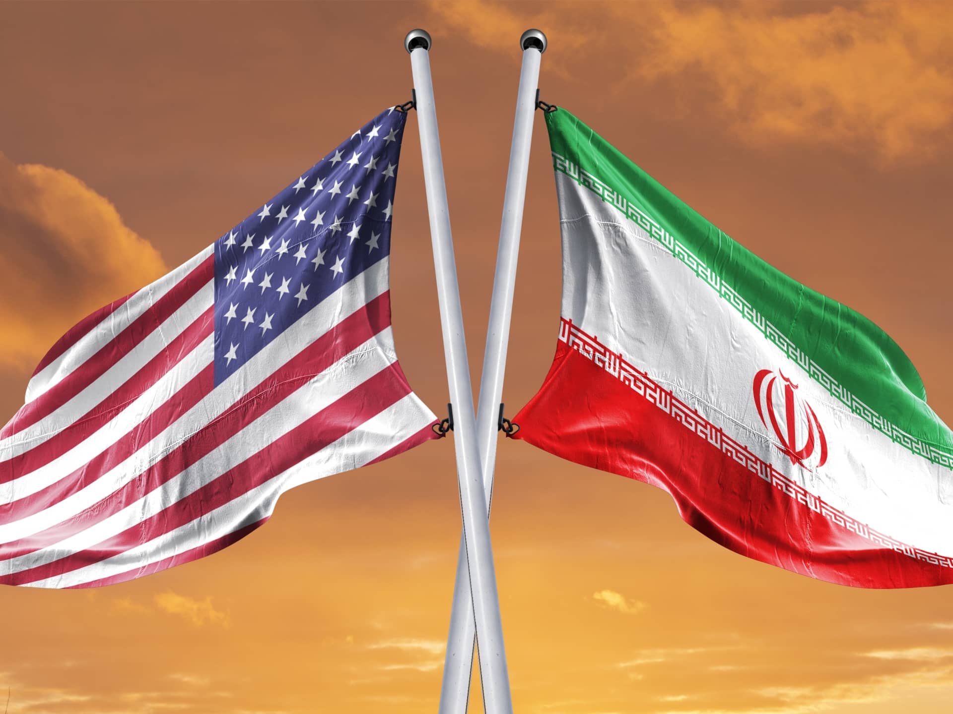 مراسل أكسيوس: محادثات نووية بين واشنطن وطهران تنعقد في عُمان الجمعة