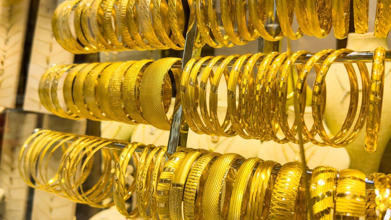 بمقدار 2.5 دينار.. انخفاض أسعار الذهب في الأردن الاثنين