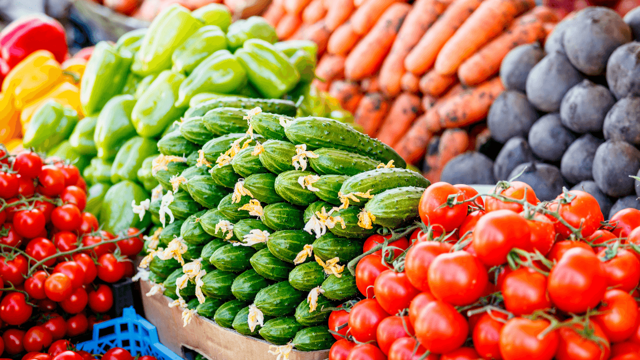 2080 طنا من الخضار وردت للسوق المركزي الثلاثاء