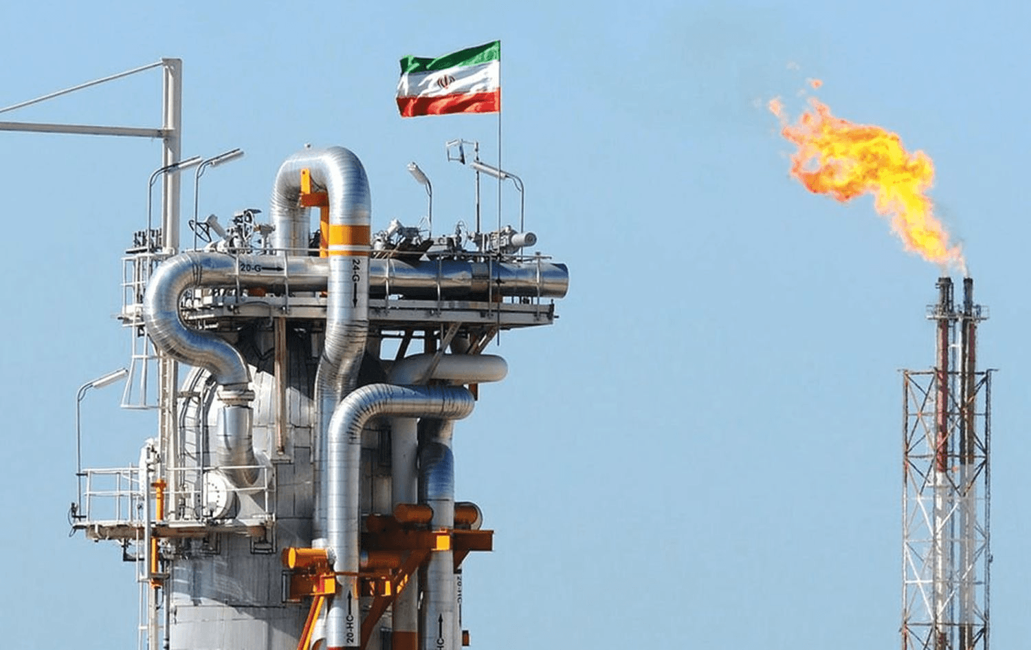 مسؤول أمريكي كبير: السماح لإيران ببيع النفط فور توقيع الاتفاق