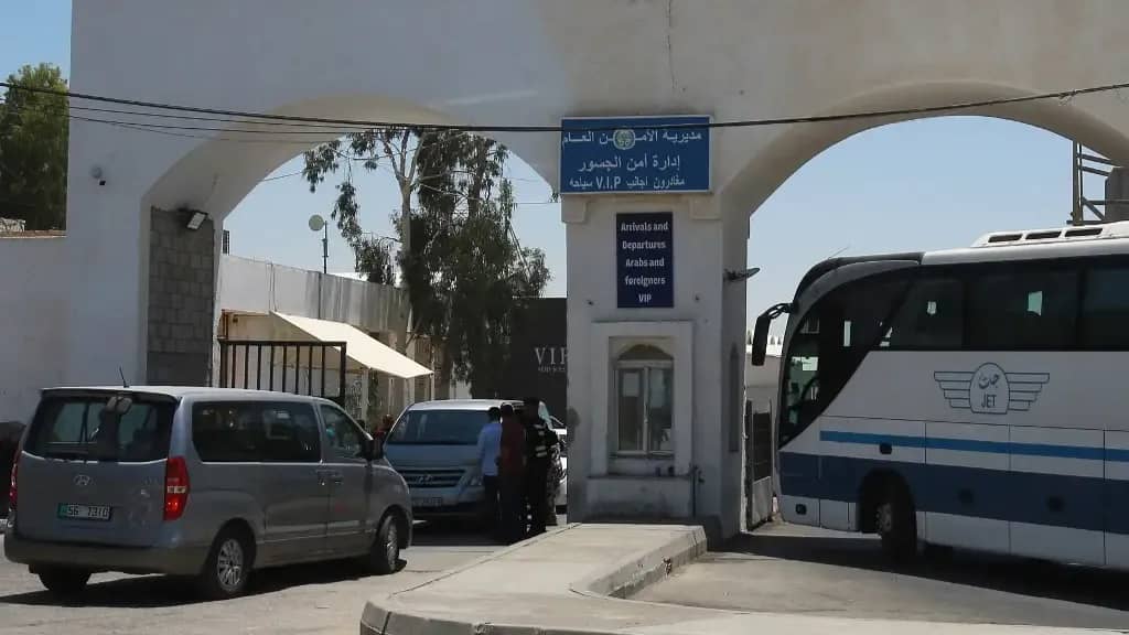 تعديل ساعات عمل جسر الملك حسين اعتباراً من الأحد