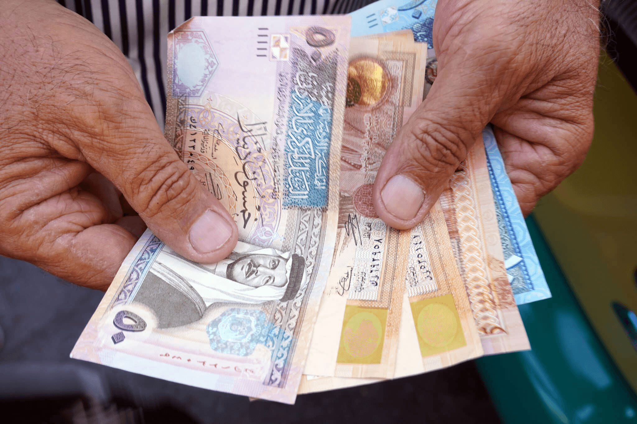 الرحامنة يزف بشرى سارة لعمال البلديات حول زيادة الـ30 دينارا
