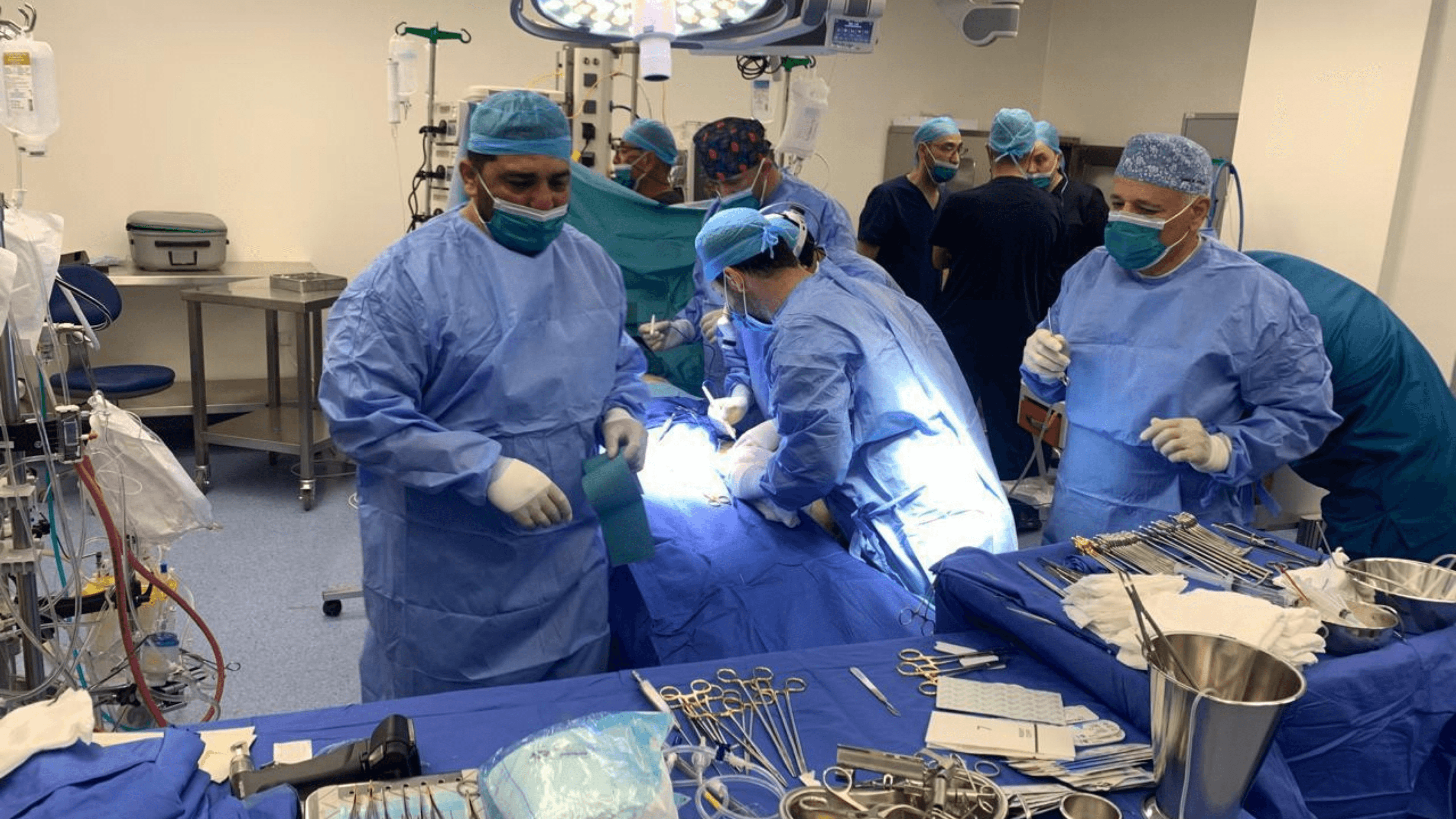 أول عملية قلب مفتوح في مستشفى الزرقاء الحكومي تكلل بالنجاح