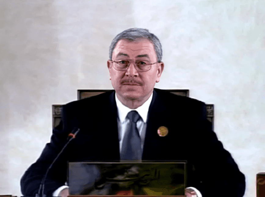 وفاة رئيس الوزراء الأسبق علي أبو الراغب