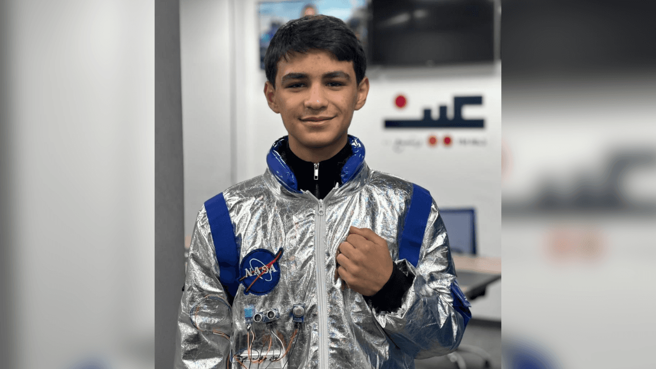 طلبة أردنيون يبتكرون بدلة فضاء ذكية تجمع ثلاث وظائف في تصميم واحد