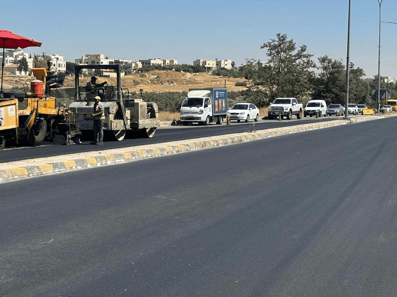 دعوات جدية لتسريع صيانة طريق مأدبا الغربي
