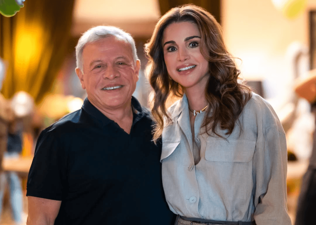 الملكة رانيا للملك عبدالله الثاني: "كل عام وأنت أجمل ما يزين الحياة"