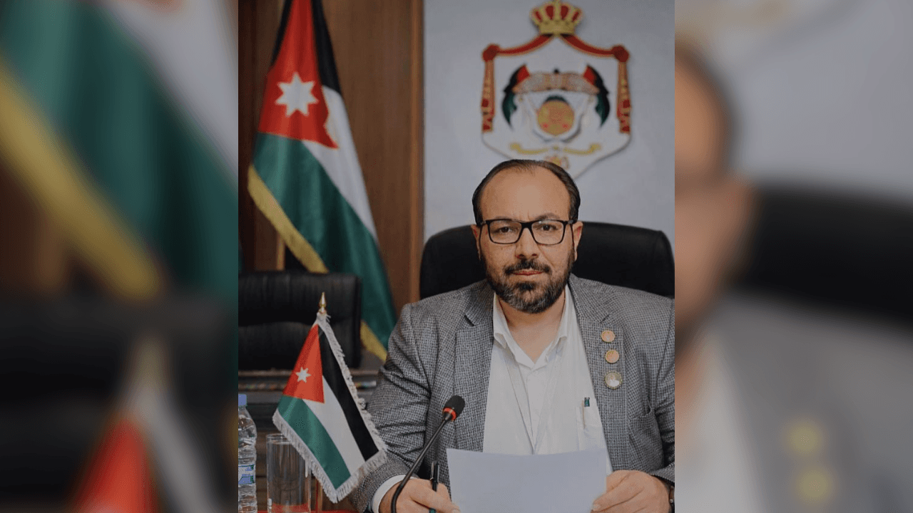 نقيب الحلاقين السابق لـ"الدار": أتوقع رفع أسعار الحلاقة في الأردن قريبا بسبب الحرب