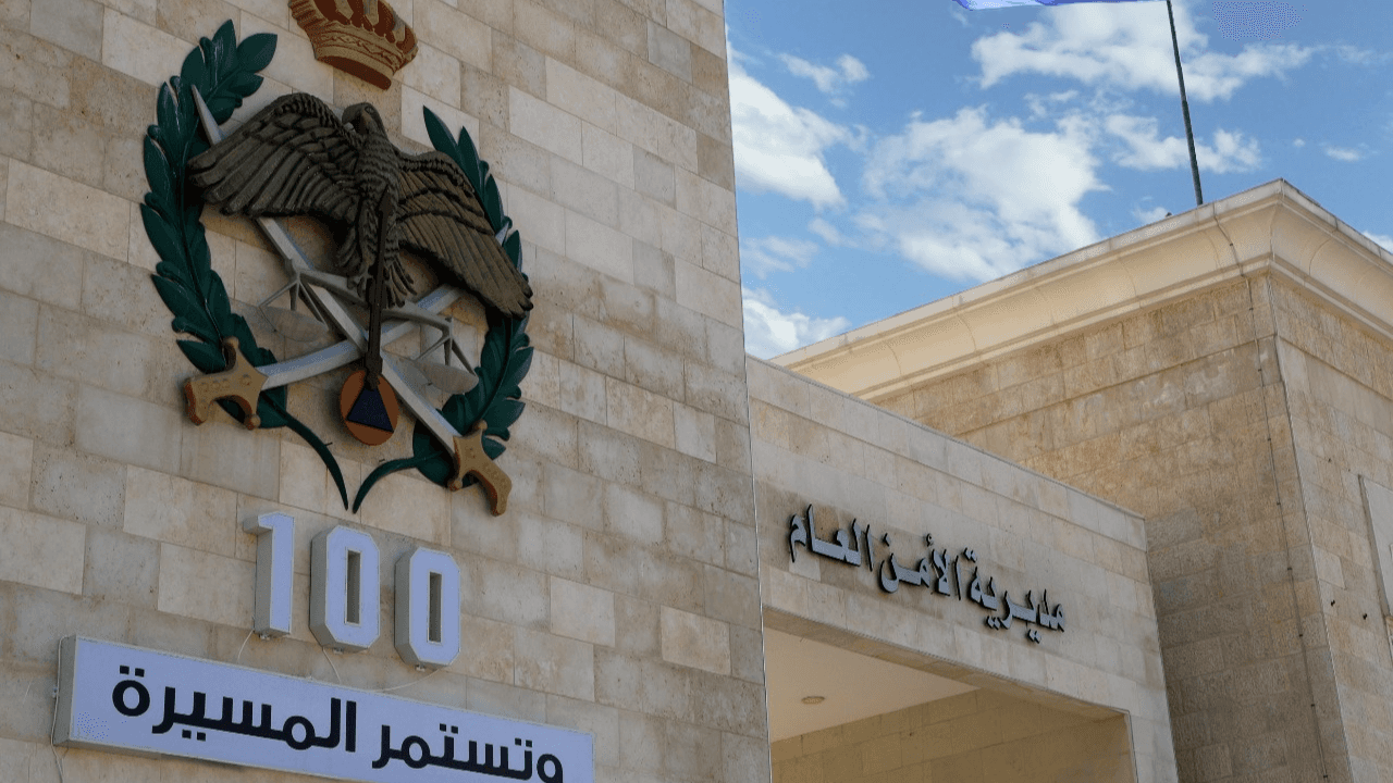 الأمن العام: ضبط شخص اعتدى على حدث يلعب كرة قدم في إربد