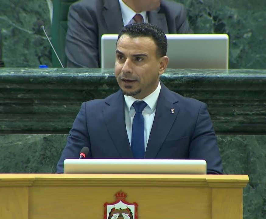 النائب شديفات: وزير حالي تدخل لمساعدة شريكه ليكون محاميا لمؤسسة الضمان وشركة حكومية كبرى.. والعودات يرد "يطلعله"