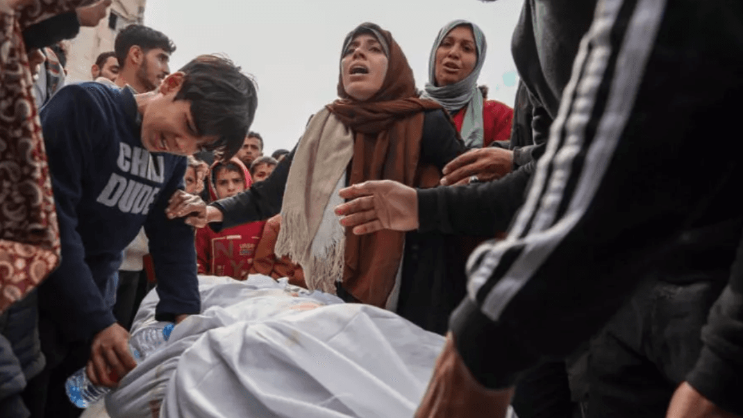 مصادر فلسطينية: شهيد وإصابات بنيران الاحتلال في خان يونس
