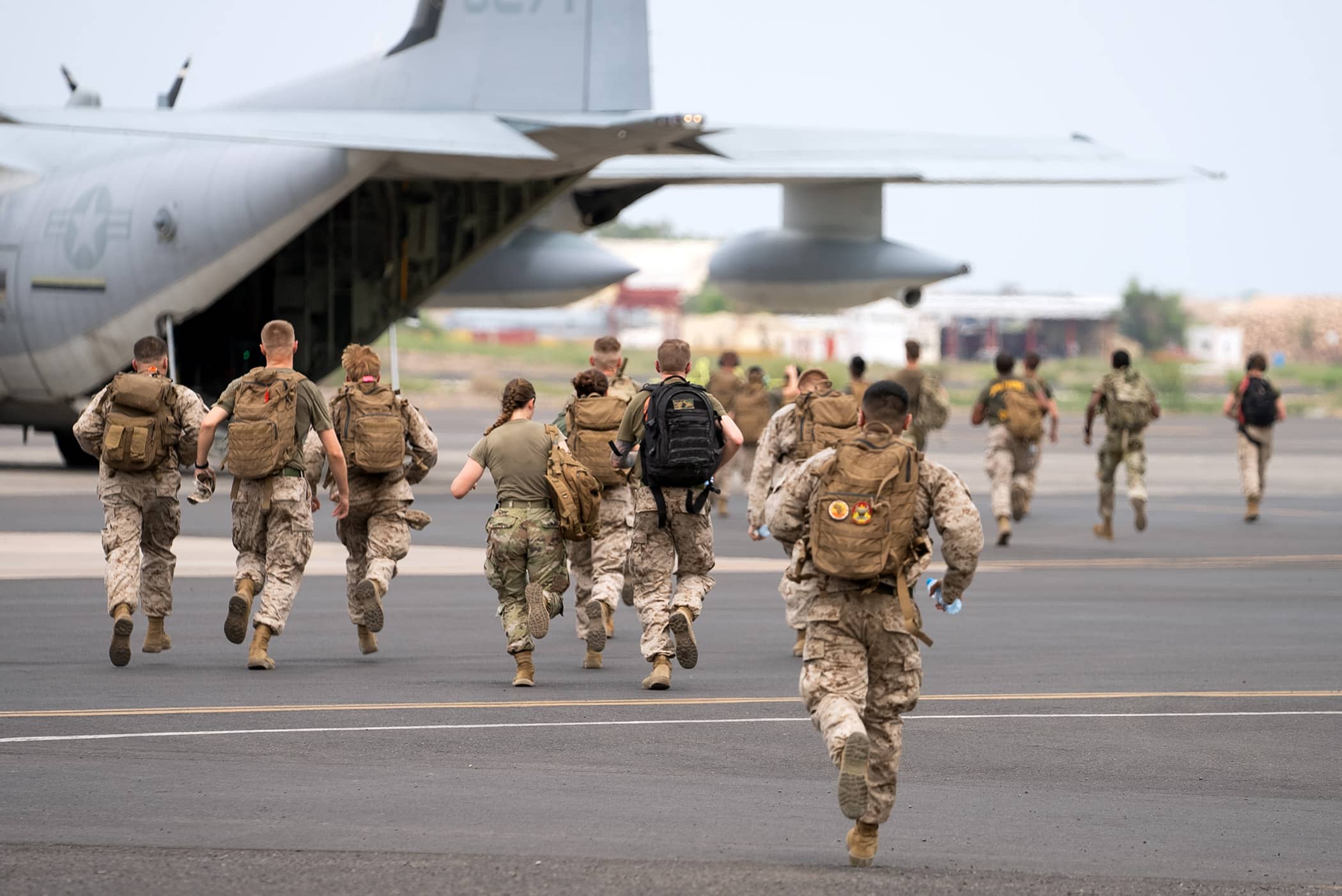 القيادة المركزية الأميركية: 3500 جندي من قوات المارينز بحالة جاهزية قصوى بالشرق الأوسط