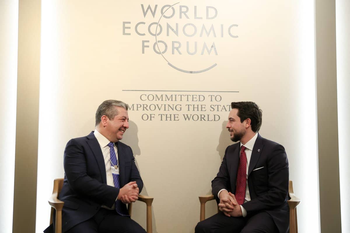 ولي العهد يبحث مع رئيس حكومة إقليم كردستان العراق سبل تعزيز التعاون المشترك