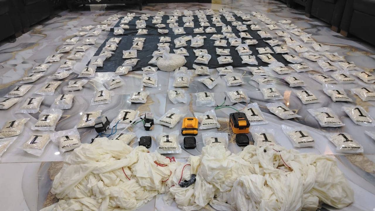 الجيش العربي: المنطقة العسكرية الشرقية تحبط محاولتي تهريب مواد مخدرة بواسطة بالونات