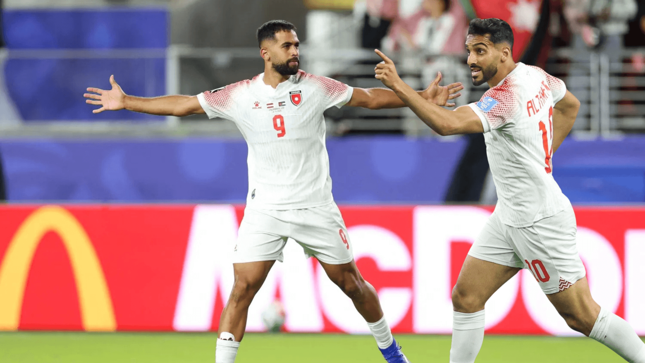 التعمري وعلوان ضمن قائمة اللاعبين الـ50 الأفضل في المونديال