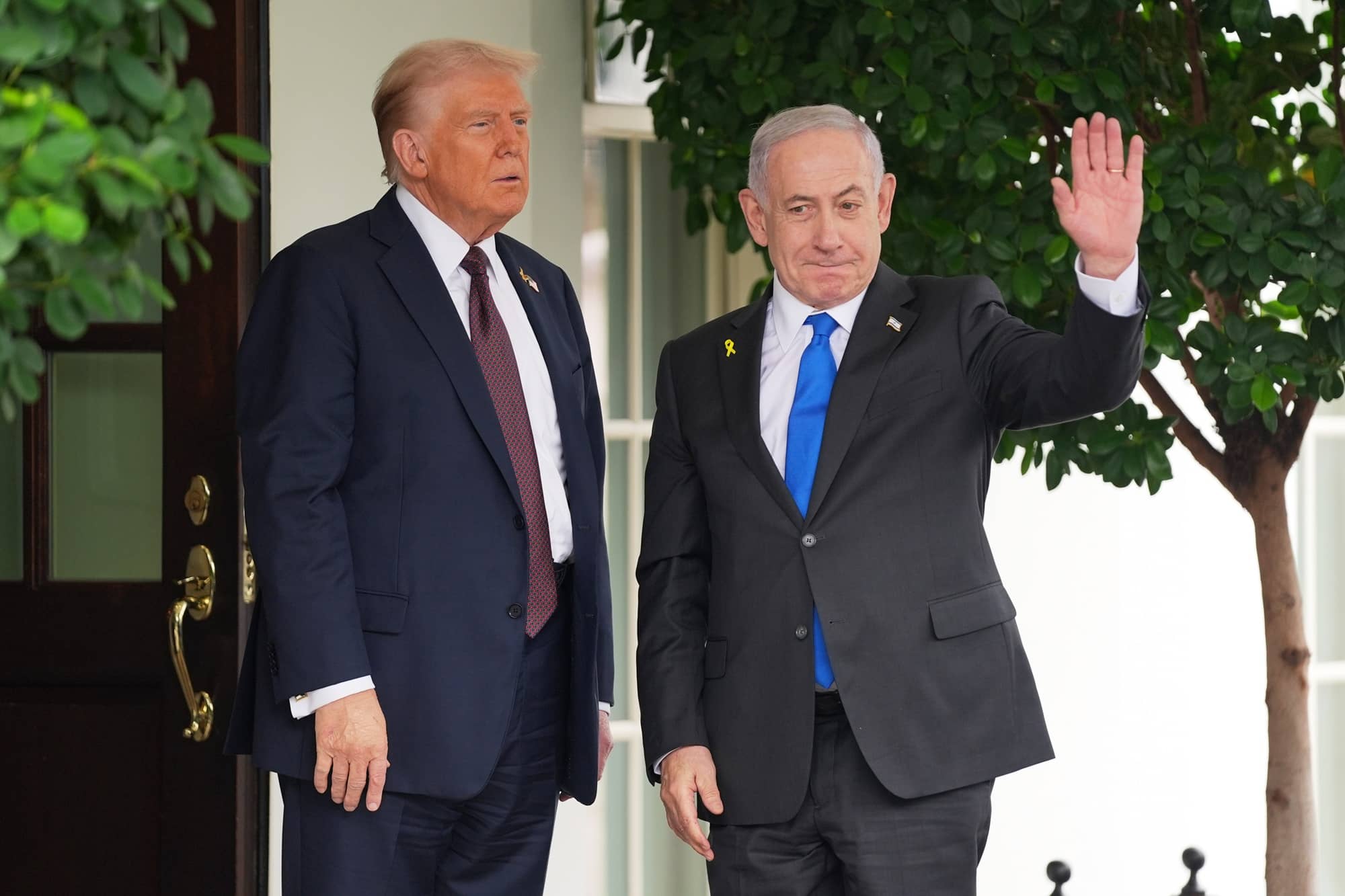 إعلام عبري: نتنياهو وترمب اتفقا على فتح معبر رفح من الجانبين بعد عودة نتنياهو إلى تل أبيب