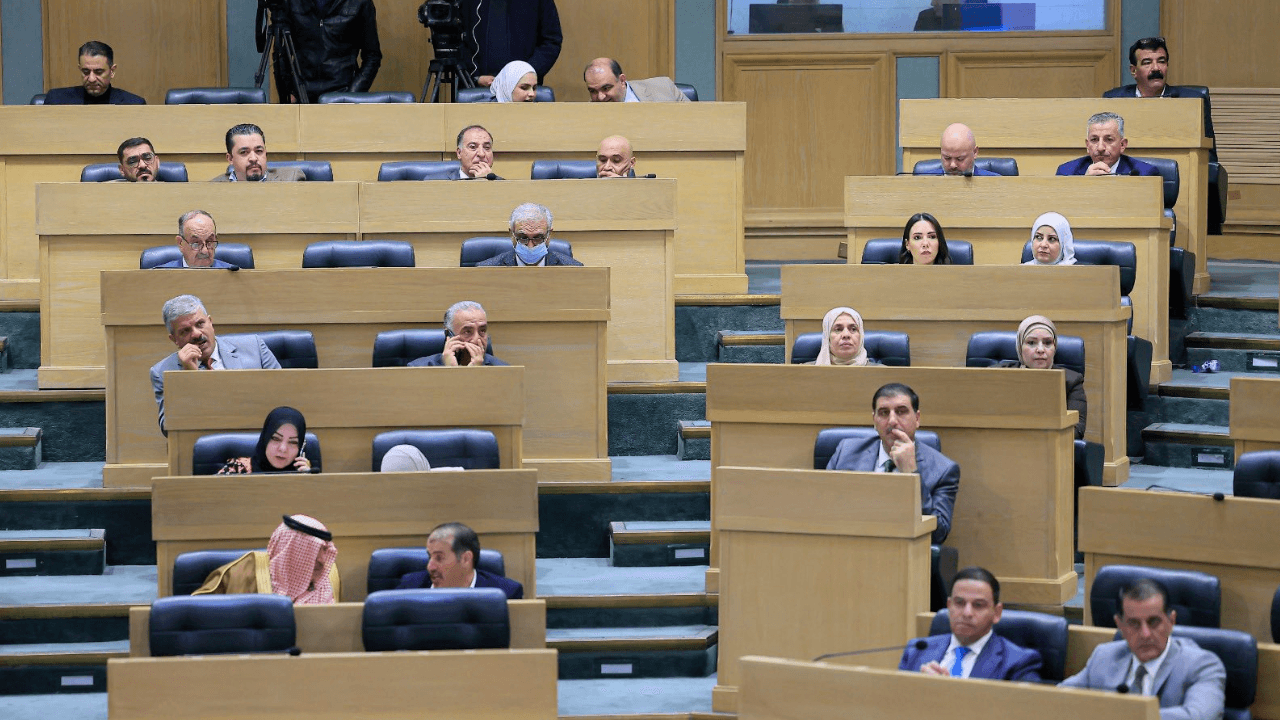 نواب يسألون: لماذا ارتفعت فواتير الكهرباء؟