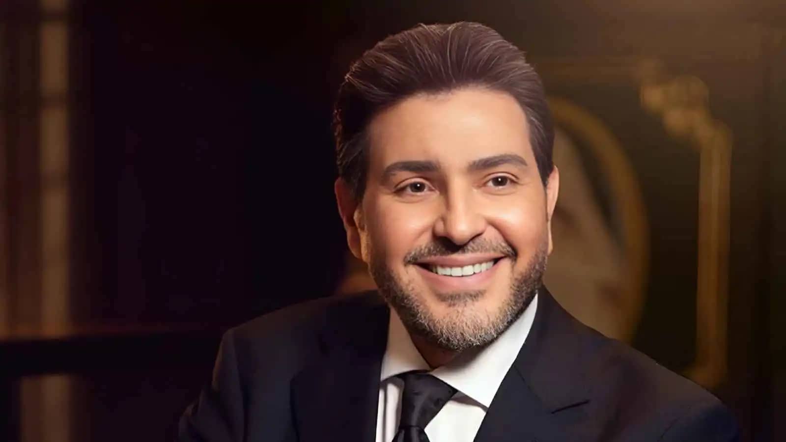 تفاصيل رحلة هاني شاكر العلاجية إلى باريس وحالته الصحية المستقرة