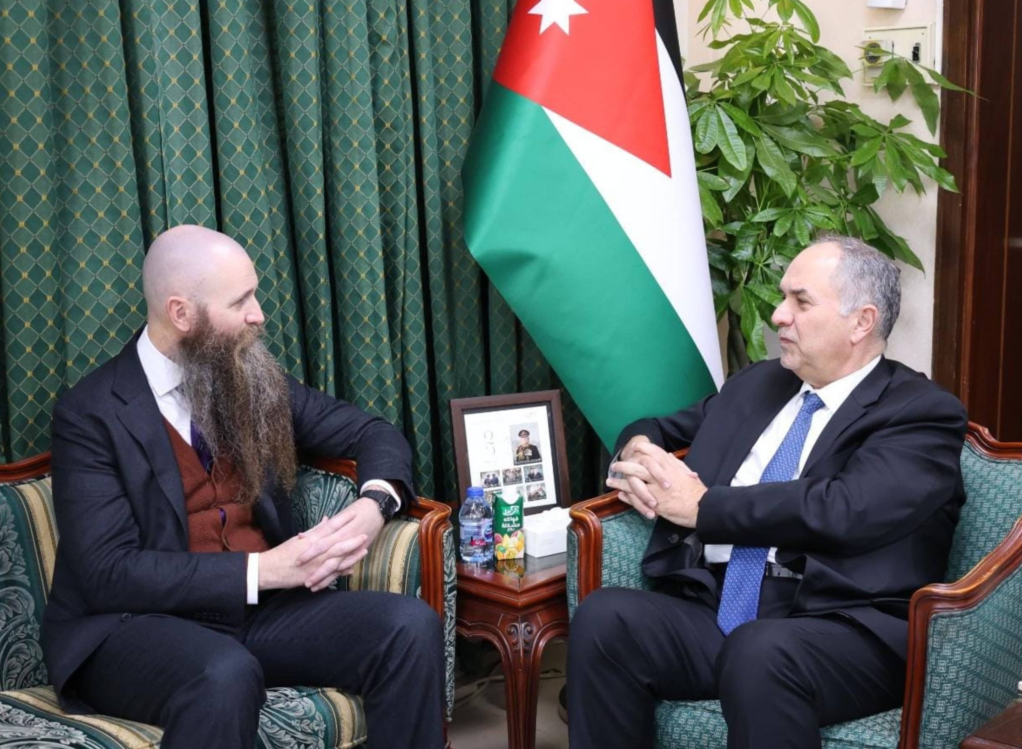 وزير العدل يشيد بدعم الولايات المتحدة لقطاع العدالة خلال لقائه السفير الأميركي