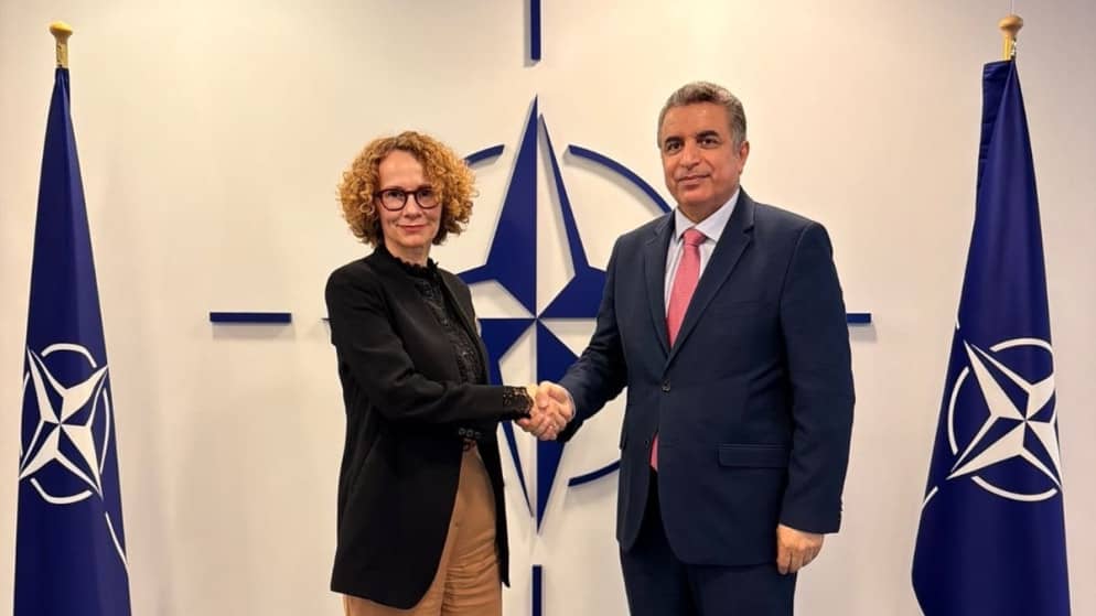 السفير الأردني في بروكسل يلتقي نائبة الأمين العام للناتو لتعزيز التعاون