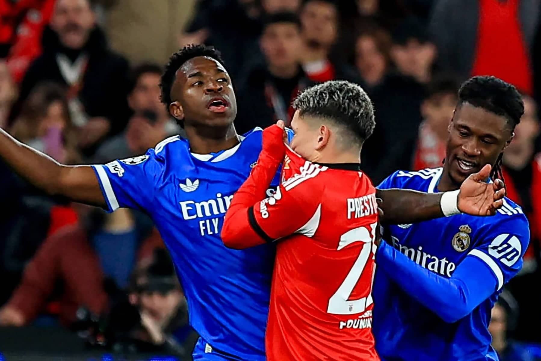 اليويفا يعلق على أحداث مباراة ريال مدريد وبنفيكا في دوري أبطال أوروبا