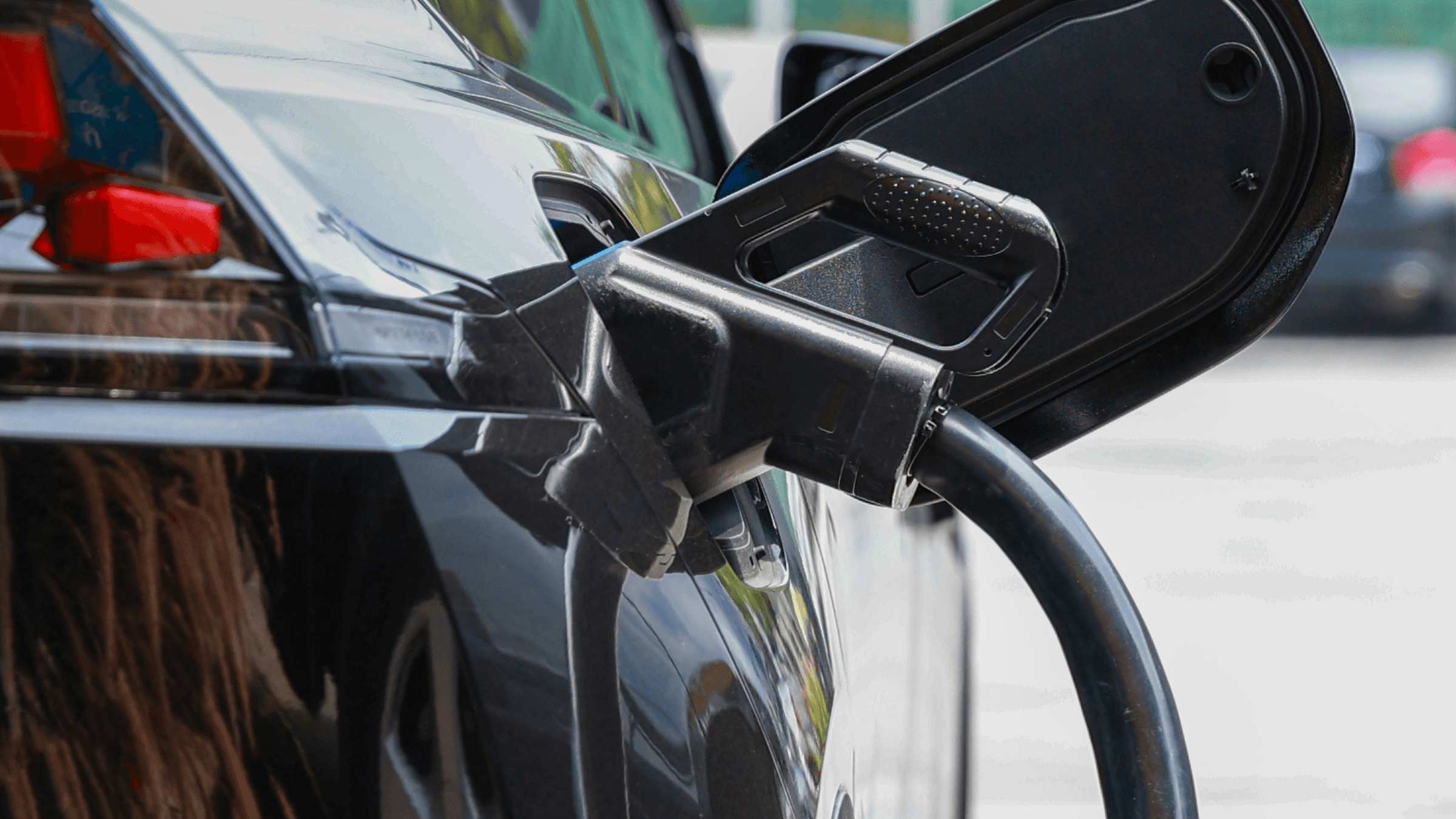 مالكو مركبات كهربائية: محامي وكيل مركبات هدّدنا في حال لجوئنا للقضاء بسبب خلل مصنعي بالمركبة