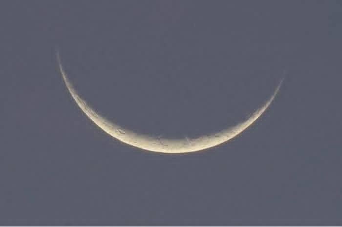 دول تتحرى هلال شوال مساء الخميس